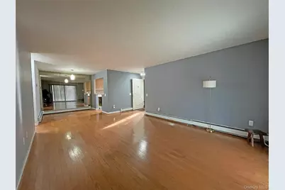 26 Hillside Terrace #F, White Plains, NY 10601 - Photo 3