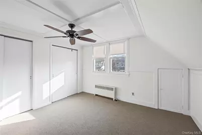 39 Stewart Street, Floral Park, NY 11001 - Photo 15