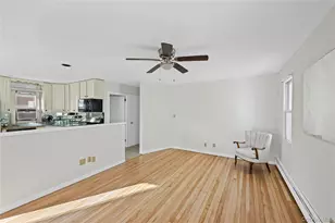 39 Stewart St, Floral Park, NY 11001 - Photo 5