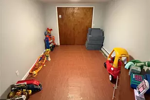 88-02 79th Ave, Glendale, NY 11385 - Photo 25