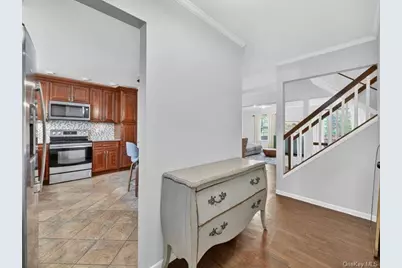 231 Carrollwood Drive, Tarrytown, NY 10591 - Photo 5