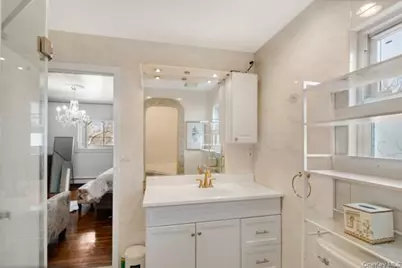 1033 Rosedale Road, Woodmere, NY 11581 - Photo 11