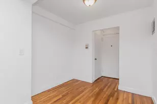 2105 Wallace Ave, Bronx, NY 10462 - Photo 11