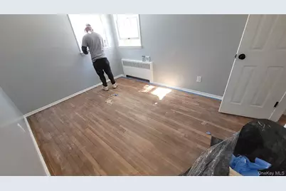 8 Dee Place, Huntington Station, NY 11746 - Photo 21