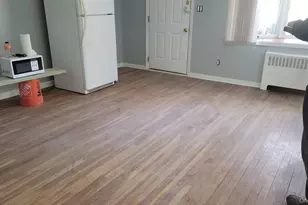 8 Dee Pl, Huntington Station, NY 11746 - Photo 11