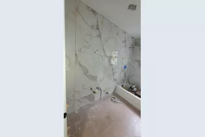 8 Dee Place, Huntington Station, NY 11746 - Photo 5