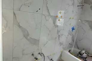 8 Dee Pl, Huntington Station, NY 11746 - Photo 5