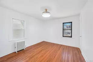 194-19 115th Rd, Saint Albans, NY 11412 - Photo 19