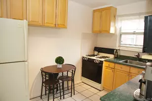73-27 263rd St, Glen Oaks, NY 11004 - Photo 3
