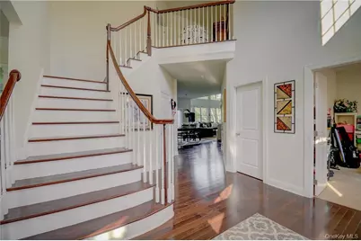 38 Melanie Lane, Hopewell Junction, NY 12533 - Photo 5