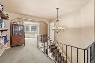 12 E Dosoris Ln, Dix Hills, NY 11746 - Photo 19