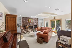 12 E Dosoris Ln, Dix Hills, NY 11746 - Photo 15