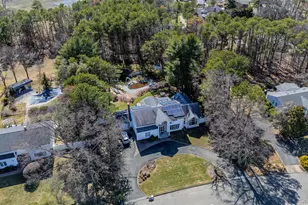 12 E Dosoris Ln, Dix Hills, NY 11746 - Photo 37