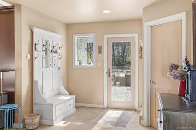 12 E Dosoris Lane, Dix Hills, NY 11746 - Photo 3