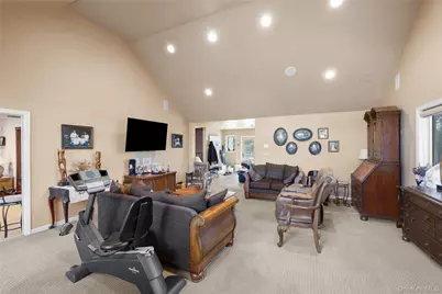 12 E Dosoris Lane, Dix Hills, NY 11746 - Photo 13