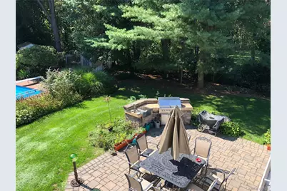 12 E Dosoris Lane, Dix Hills, NY 11746 - Photo 29