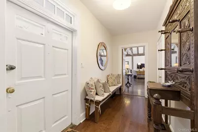 [Address not provided], Glen Head, NY 11545 - Photo 3