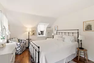 [Address not provided], Glen Head, NY 11545 - Photo 23