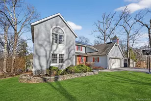 22 Dogwood Dr, Central Valley, NY 10917 - Photo 5