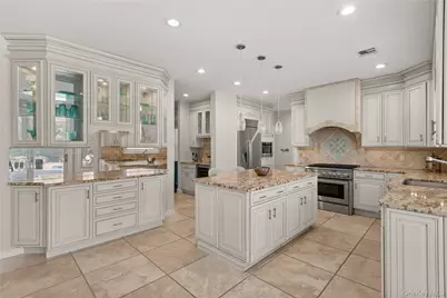 1 Laurel Lane, Holtsville, NY 11742 - Photo 5