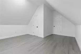 254 Charles Ave, New York, NY 10302 - Photo 15