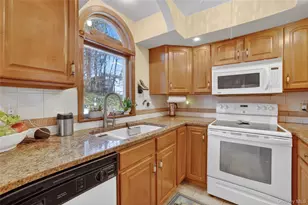 22 Jerome Dr, Cortlandt Manor, NY 10567 - Photo 11