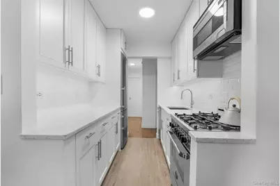 2390 Palisade Avenue #2B, Bronx, NY 10463 - Photo 9