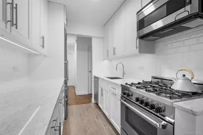 2390 Palisade Avenue #2B, Bronx, NY 10463 - Photo 9