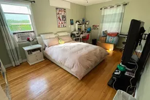 54 Camden Pl, New Hyde Park, NY 11040 - Photo 9