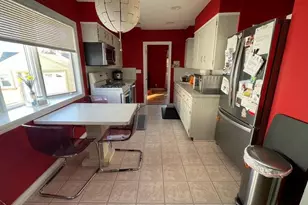 54 Camden Pl, New Hyde Park, NY 11040 - Photo 3