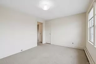 449 S 1st St, Lindenhurst, NY 11757 - Photo 27