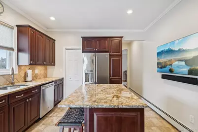 449 S 1st Street, Lindenhurst, NY 11757 - Photo 13