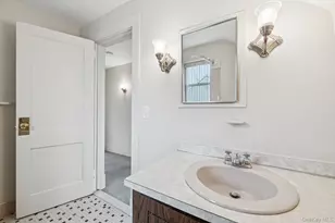 449 S 1st St, Lindenhurst, NY 11757 - Photo 31