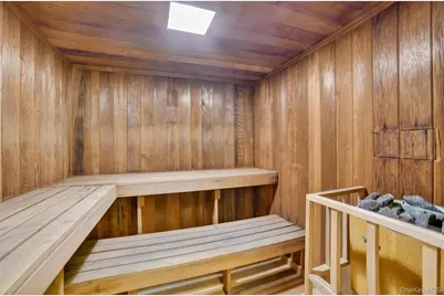 1376 Midland Ave #810, Bronxville, NY 10708 - Photo 35