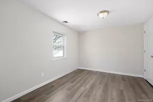 8 E 14th St, Huntington Station, NY 11746 - Photo 3