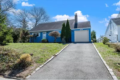 11 Glenwood Road, Glen Head, NY 11545 - Photo 1