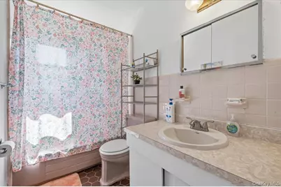 11 Glenwood Road, Glen Head, NY 11545 - Photo 23