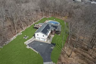 10 Vernon Dr, Carmel, NY 10512 - Photo 5