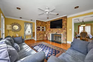 33-35 150th Pl, Flushing, NY 11354 - Photo 3