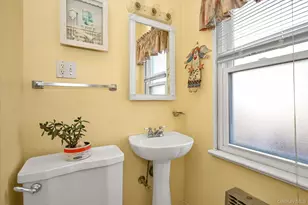 33-35 150th Pl, Flushing, NY 11354 - Photo 7