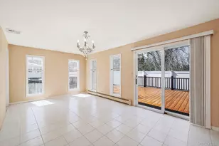 18 Wendorf Ct, North Babylon, NY 11703 - Photo 21