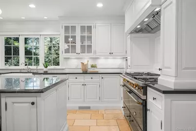 20 Oxford Road, Scarsdale, NY 10583 - Photo 13