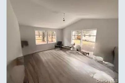 30 Soho Circle, Fallsburg, NY 12759 - Photo 11