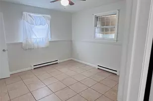 87 Ellis Ave, Newburgh, NY 12550 - Photo 11