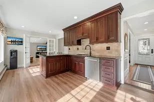 8 Kemswick Dr, Stony Brook, NY 11790 - Photo 19