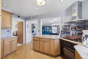 203 Lake Shore Dr, Mahopac, NY 10541 - Photo 3