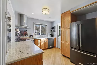 203 Lake Shore Drive, Mahopac, NY 10541 - Photo 5