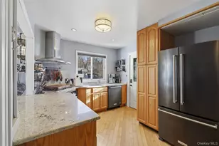 203 Lake Shore Dr, Mahopac, NY 10541 - Photo 5