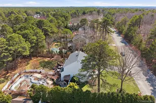 187 Natures Ln, Miller Place, NY 11764 - Photo 35