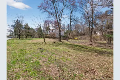 8 Ravenna Drive, Pomona, NY 10970 - Photo 3